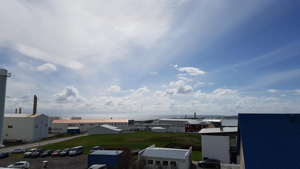 Akranes Hi Hostel - Staywest Bagian luar foto
