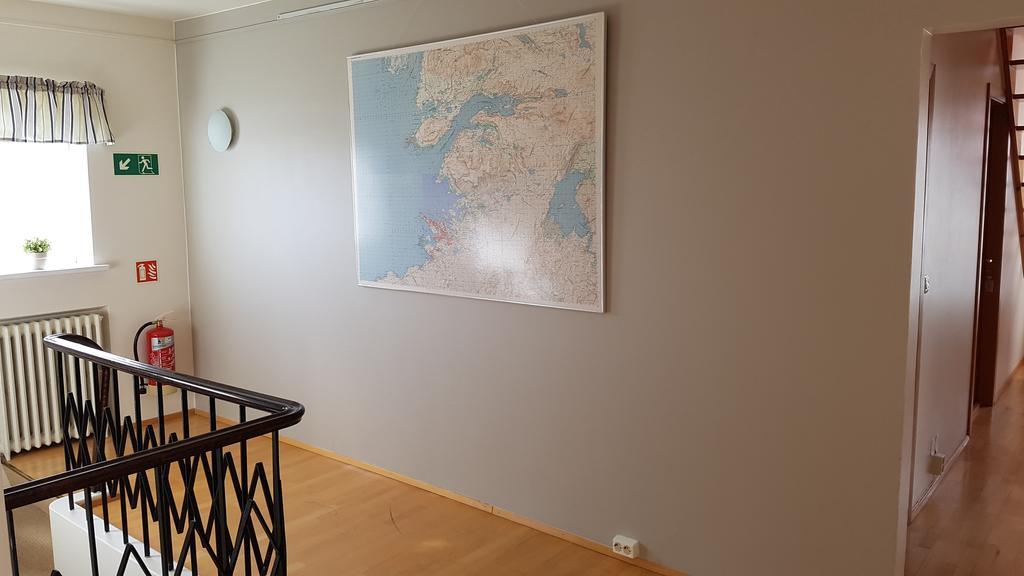 Akranes Hi Hostel - Staywest Bagian luar foto