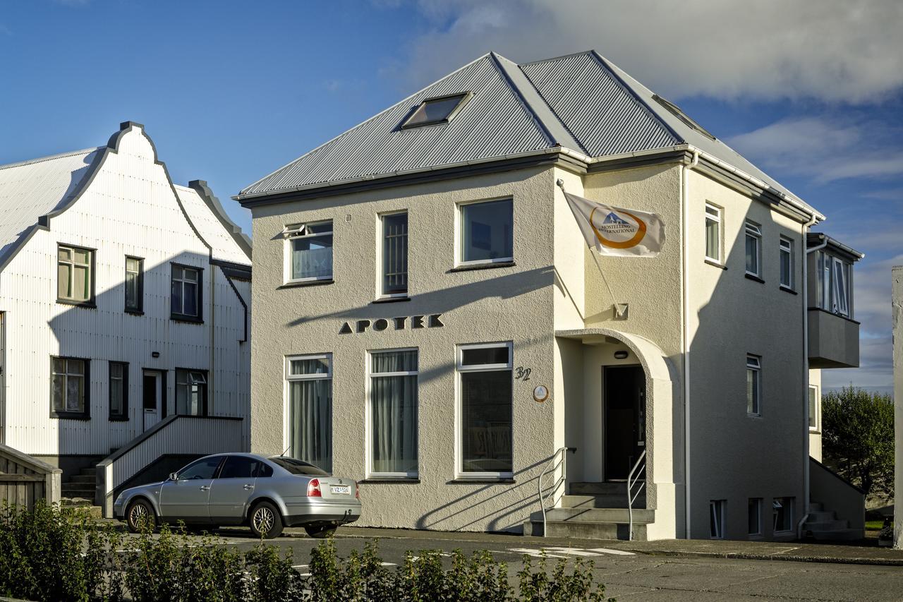 Akranes Hi Hostel - Staywest Bagian luar foto